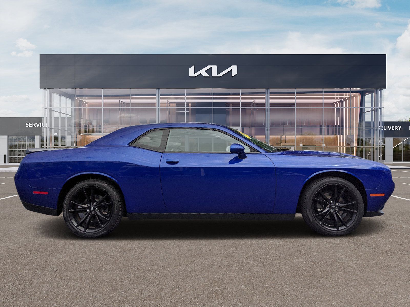 Used 2018 Dodge Challenger SXT w/ Blacktop Package RWD image 2