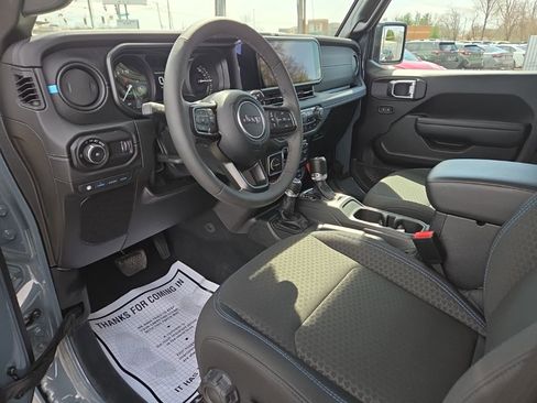 Used 2025 Jeep Wrangler Unlimited Rubicon 4xe w/ Safety Group image 17