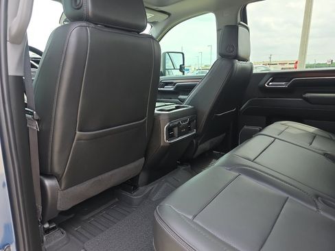 Used 2024 GMC Sierra 2500 Denali w/ Denali Reserve Package AWD/4WD image 18