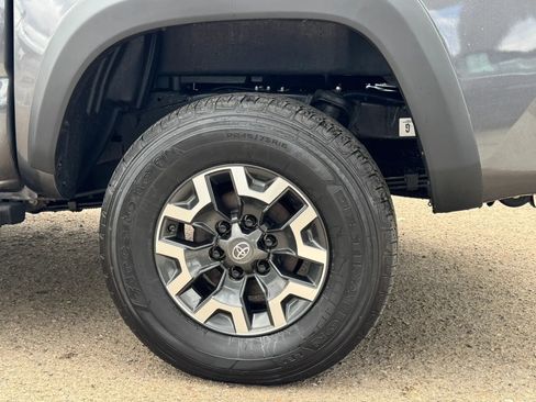 Used 2023 Toyota Tacoma SR AWD/4WD image 40