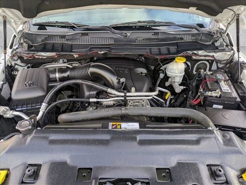 Used 2018 RAM 1500 Express w/ Express Value Package image 21