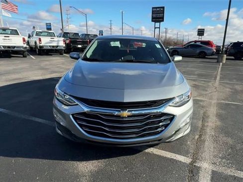 Used 2025 Chevrolet Malibu LT w/ LPO, Floor Liner Package image 3