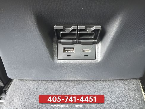 Used 2025 Toyota Camry LE FWD image 27