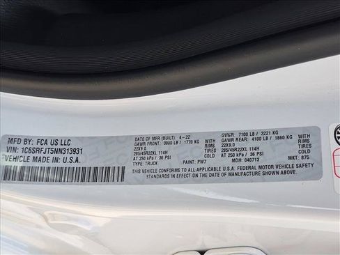 Used 2022 RAM 1500 Laramie AWD/4WD image 24