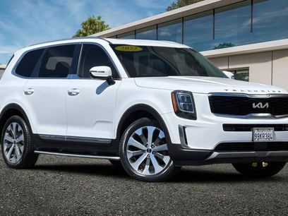 Used 2022 Kia Telluride EX w/ EX Premium Package