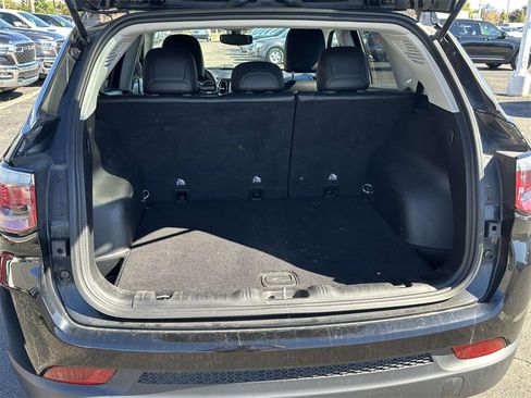 Used 2020 Jeep Compass Limited image 11