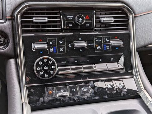 New 2025 Nissan Armada PRO-4X w/ Pro-4X Premium Package image 19