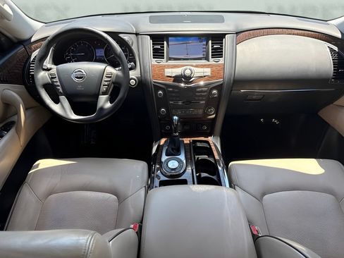 Used 2018 Nissan Armada Platinum w/ Interior Lighting Package RWD image 17