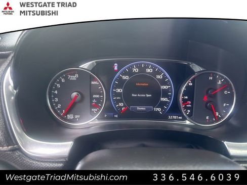 Used 2023 Chevrolet Traverse Premier w/ Redline Edition image 14