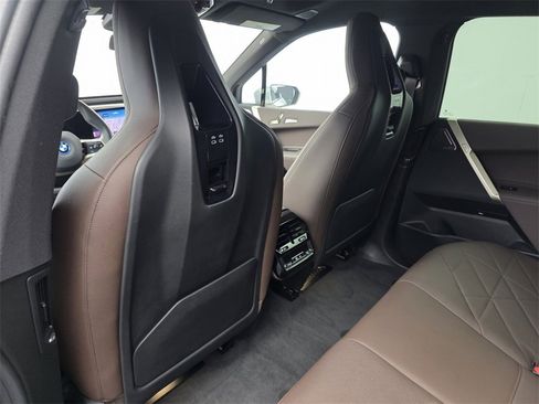 Certified 2023 BMW iX M60 image 15