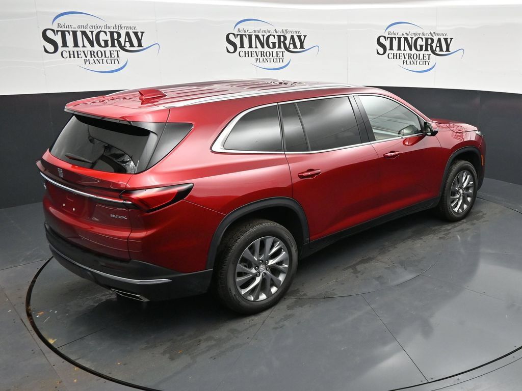 Used 2025 Buick Enclave Preferred w/ Power Package FWD image 24