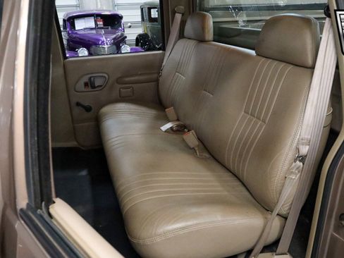 Used 1997 Chevrolet Silverado 3500 2WD Crew Cab w/ Convenience Pkg image 22