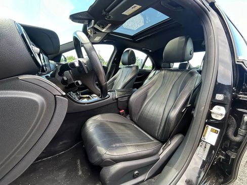 Used 2017 Mercedes-Benz E 300 image 29