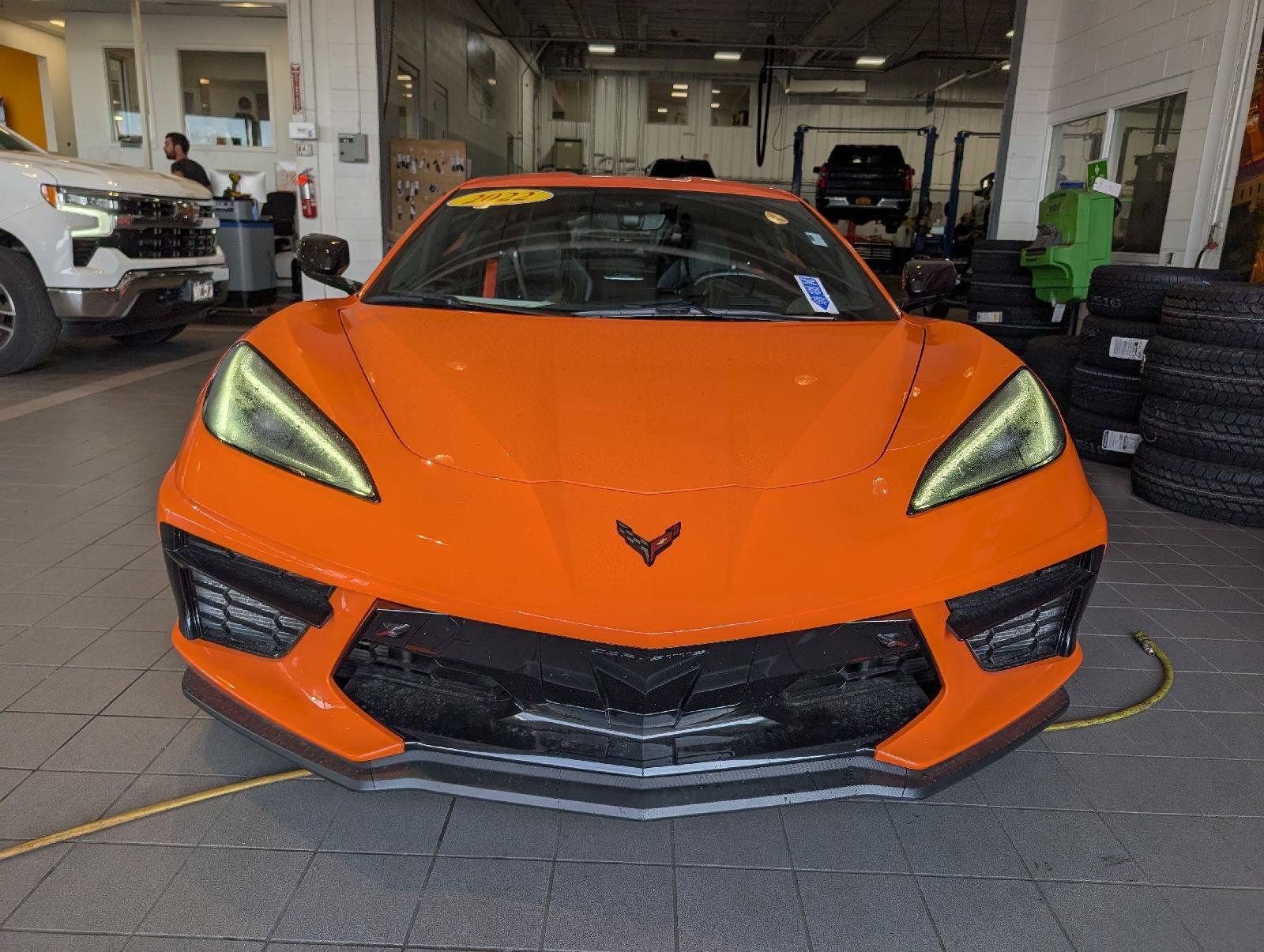 Used 2022 Chevrolet Corvette Stingray Preferred Cpe w/ Z51 Performance Package RWD image 2