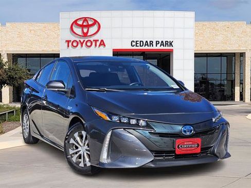 Certified 2021 Toyota Prius Prime XLE image 1