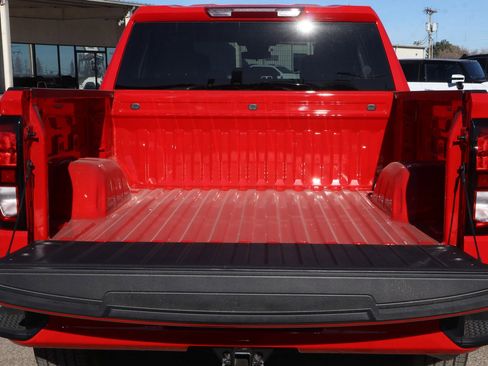 New 2026 GMC Sierra 1500 Elevation image 29