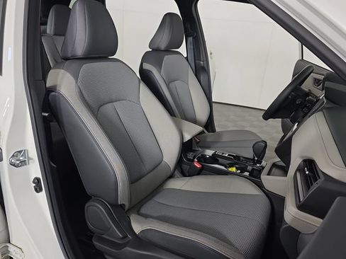 Certified 2026 Subaru Forester Premium w/ Base/Premium Package AWD/4WD image 30