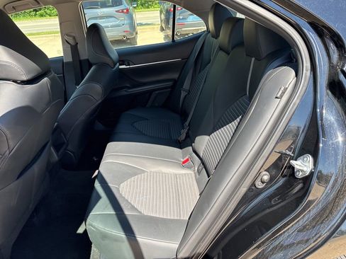 Used 2024 Toyota Camry SE FWD image 20