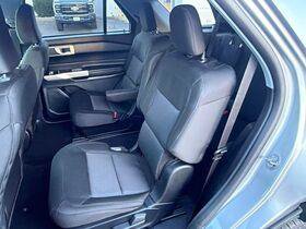 Used 2023 Ford Explorer XLT AWD/4WD image 15