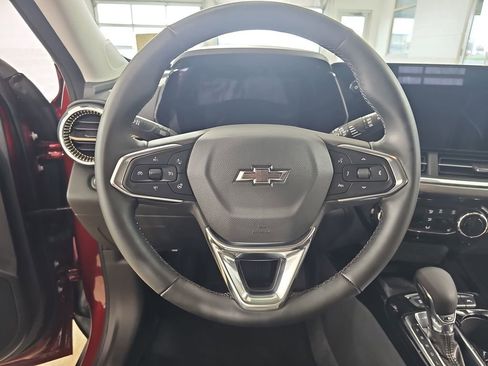 Certified 2024 Chevrolet Trax ACTIV w/ Sunroof Package FWD image 22