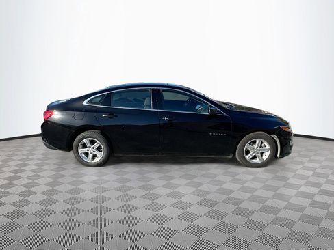 Used 2024 Chevrolet Malibu LT image 4
