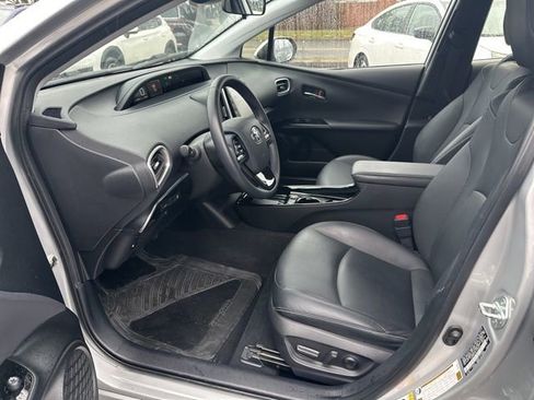 Used 2020 Toyota Prius Prime XLE image 23