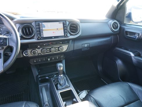 Used 2020 Toyota Tacoma TRD Sport w/ TRD Premium Sport Package image 21