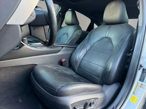 Used 2021 Toyota Avalon Limited w/ Advanced Safety Package FWD image 10