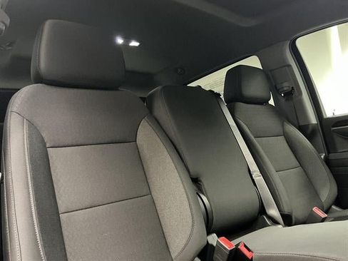 New 2026 GMC Sierra 1500 SLE w/ Preferred Package AWD/4WD image 31