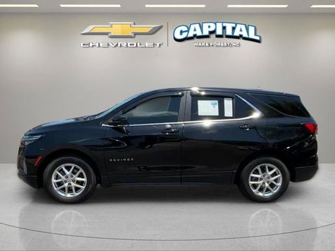Used 2022 Chevrolet Equinox LT FWD image 2