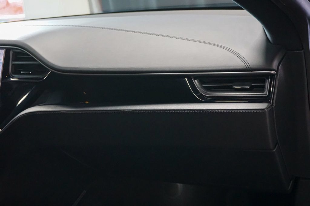 Used 2018 Tesla Model S AWD image 30
