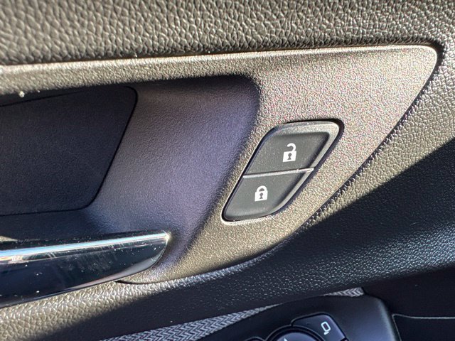 Used 2023 Chevrolet TrailBlazer LT w/ Convenience Package AWD/4WD image 13
