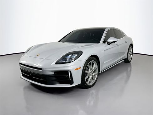 Certified 2025 Porsche Panamera image 1