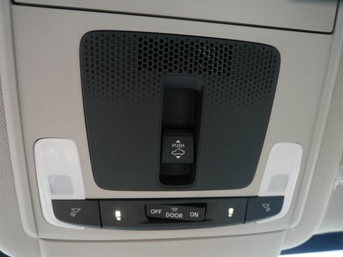 New 2026 Honda CR-V EX image 30