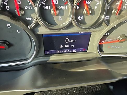 Used 2019 Chevrolet Silverado 1500 LT w/ Texas Edition image 48