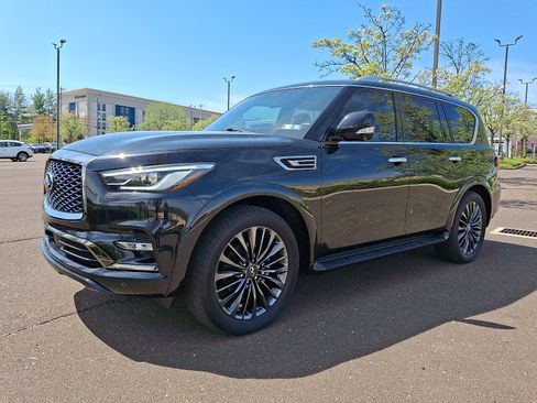 Certified 2024 INFINITI QX80 Sensory AWD/4WD image 3
