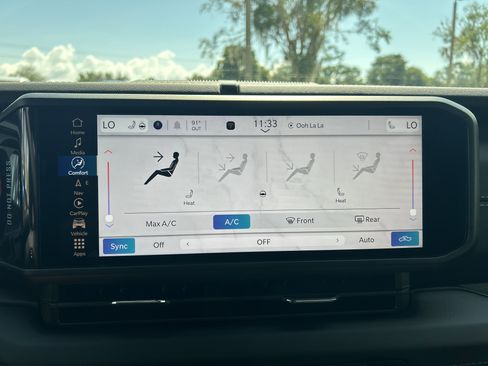 New 2025 Jeep Gladiator Sport image 23