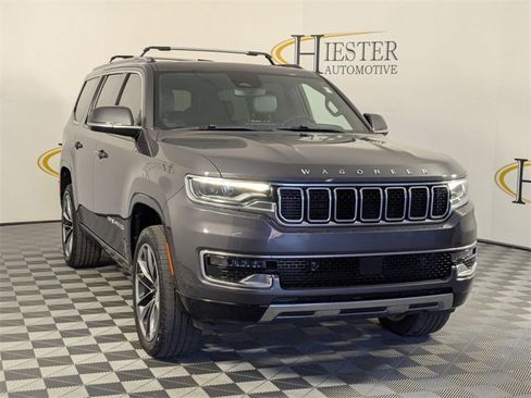 Used 2022 Jeep Wagoneer Series III w/ Premium Group I image 2