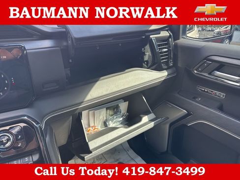 Used 2024 GMC Sierra 1500 AT4X image 29