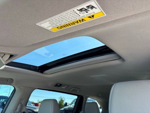 Used 2024 Honda Odyssey EX-L image 27