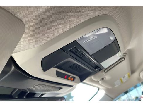 Certified 2024 Subaru Crosstrek 2.0i w/ Crosstrek Mirror Package image 23