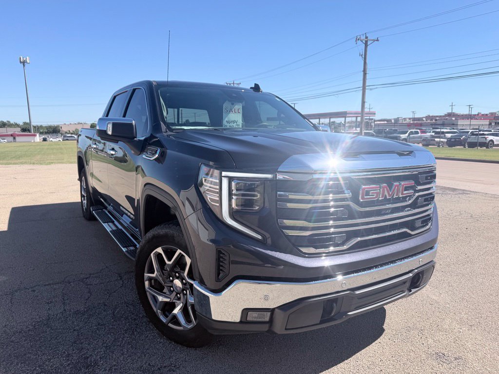Used 2024 GMC Sierra 1500 SLT AWD/4WD image 10