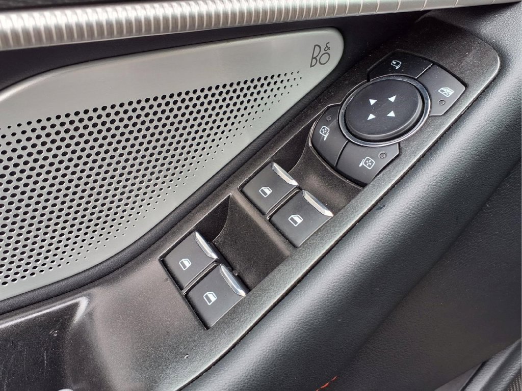 Used 2025 Ford Explorer ST AWD/4WD image 17