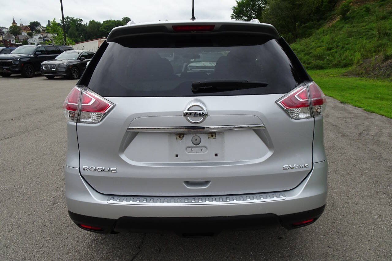 Used 2016 Nissan Rogue SV w/ SV Premium Package AWD/4WD image 7