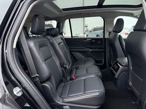 Used 2025 Lincoln Aviator Reserve w/ Illumination Package image 22