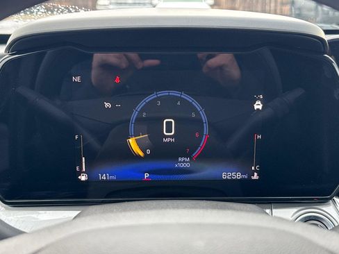 Used 2025 Chevrolet Trax LT image 27