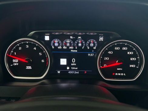 Used 2020 Chevrolet Silverado 1500 LTZ w/ LTZ Premium Package image 27