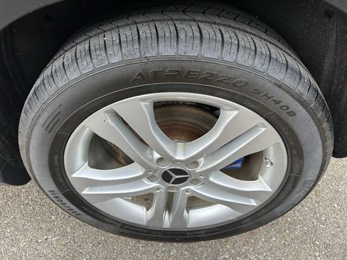 Used 2017 Mercedes-Benz GLA 250 4MATIC image 30