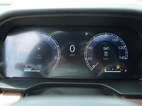 Used 2023 Jeep Grand Cherokee L Summit w/ Advanced Protech Group IV AWD/4WD image 33