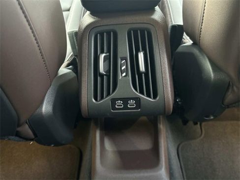 Used 2025 BMW X1 xDrive28i w/ Convenience Package image 16